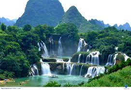 Sài Gòn - Quy Nhơn - Đà Nẵng - Quảng Bình - Nghệ An - Hà Nội - Lạng Sơn - Bắc Kan- Cao Bằng - Lạng Sơn
